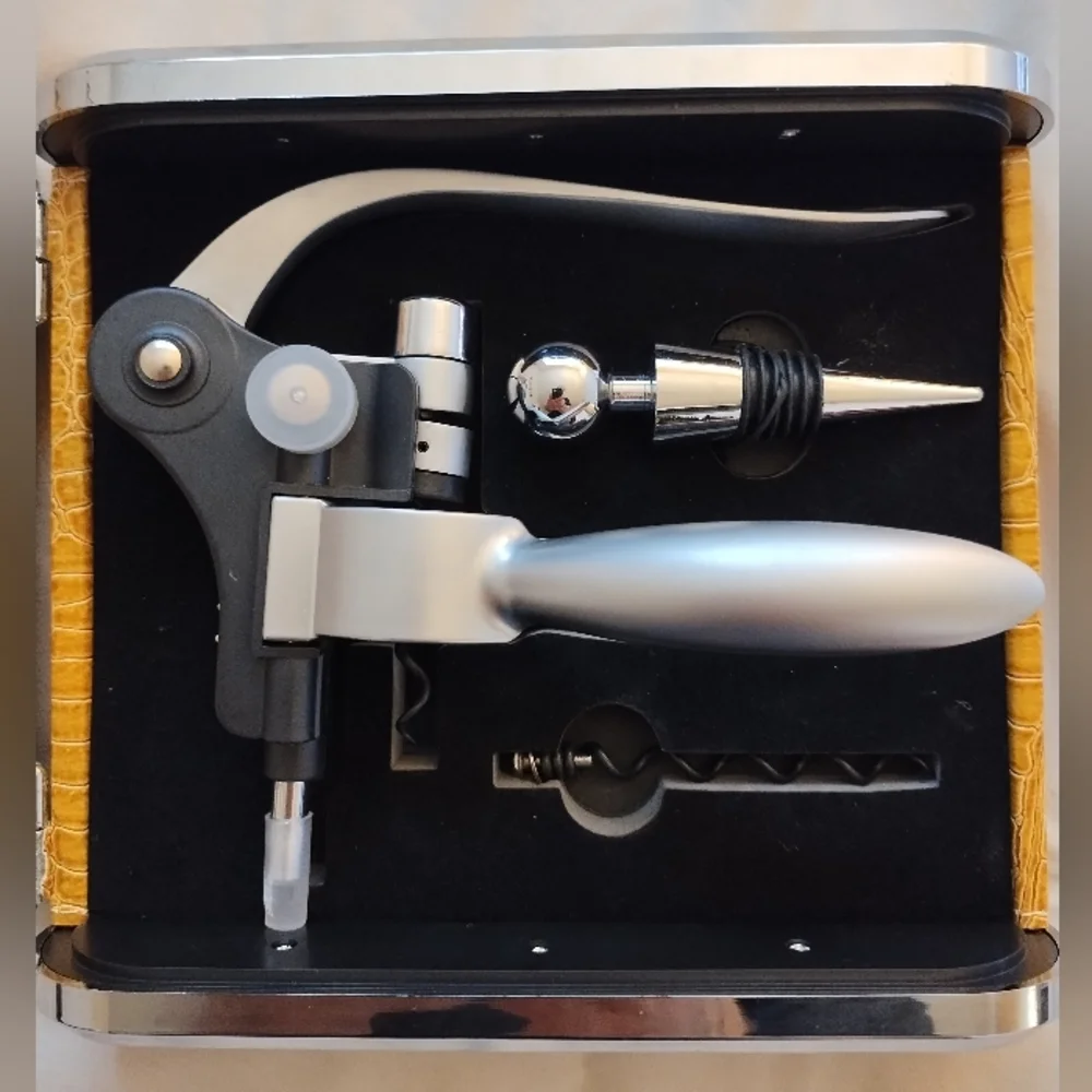 3 PC WINE Opener SET WITH FAUX CROCO CASE PREPOLOGY Yellow